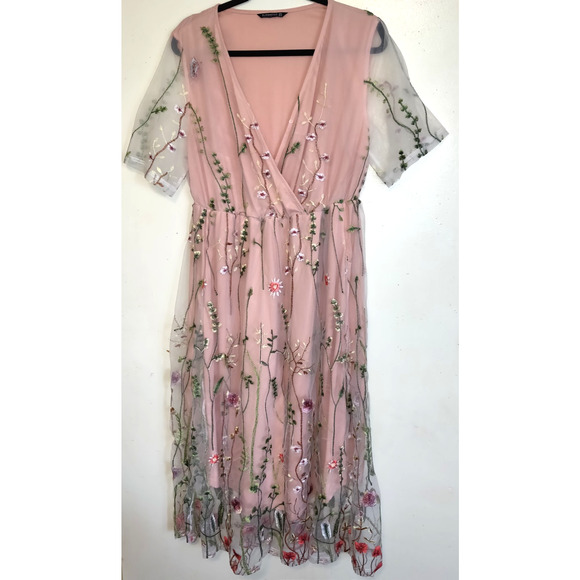 BloomChic Dresses & Skirts - Bloomchic Dress Heavily Embroidered Sz 10 Floral Fairy Cottage Boho Festival
